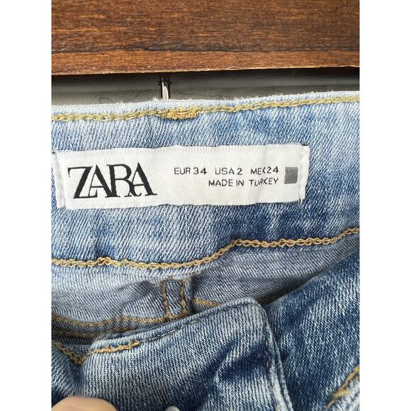 ZARA Jeans Boot Cut Leg Light Wash Women's Size 2 - Picture 3 of 8
